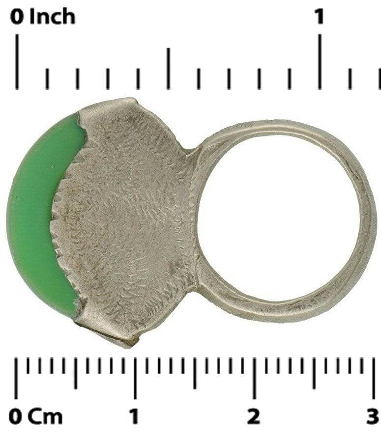 Vintage Tuareg Silver Ring with Green Glass – Ethnic Sahara Jewelry