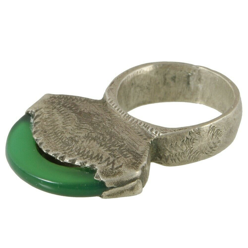 Vintage Tuareg Silver Ring with Green Glass – Ethnic Sahara Jewelry