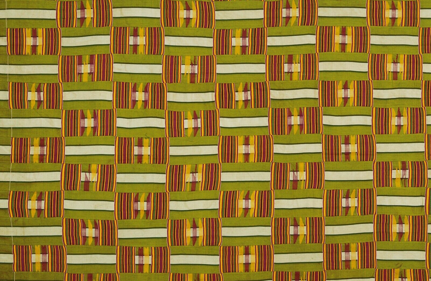Handwoven Ashanti Kente 133″×83″ Vintage Man‑Size – 1960s/70s Ghana
