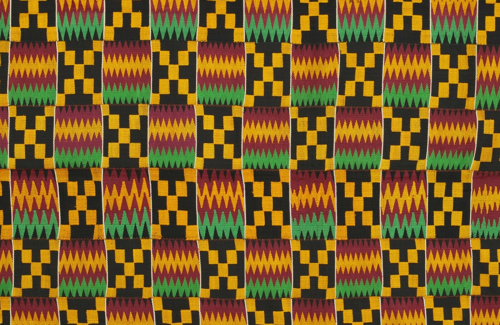 Rare Handwoven Ashanti Kente “Fathia Nkumah” – Woman Size 209 × 105 cm