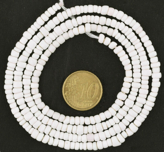 Exquisite Vintage White Tiny Venetian Seed Beads Strand – 3‑4 mm, 69 cm
