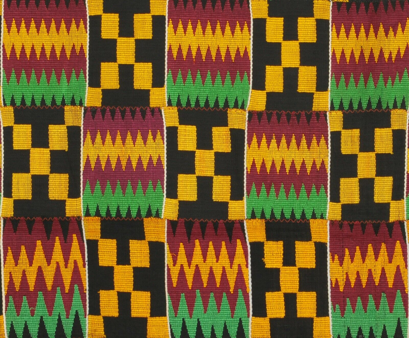 Rare Handwoven Ashanti Kente “Fathia Nkumah” – Woman Size 209 × 105 cm